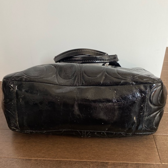 Coach purse - Picture 3 of 4